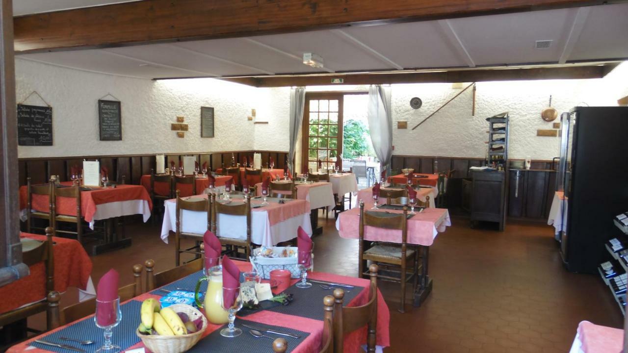 La Vieille Ferme Hotel Les Ancizes-Comps Bagian luar foto